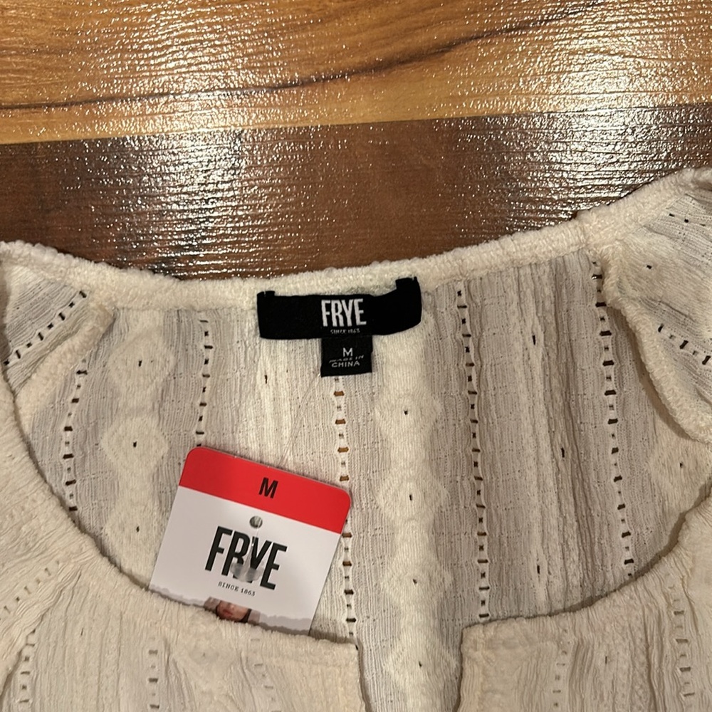 FRYE top - Picture 3 of 4